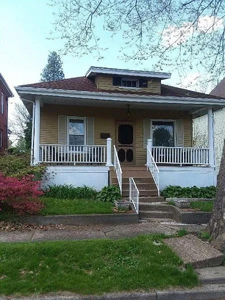 1013 Union Ave photo 1