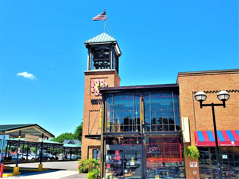 Kerrytown is nearby