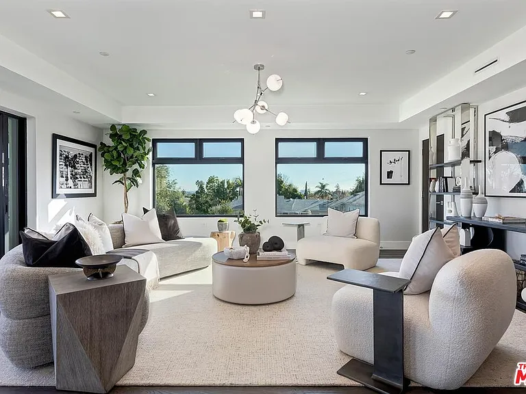 1839 Pandora Ave #PENTHOUSE — Photo 3
