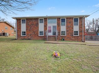 311 Donna Dr, Hendersonville, TN 37075