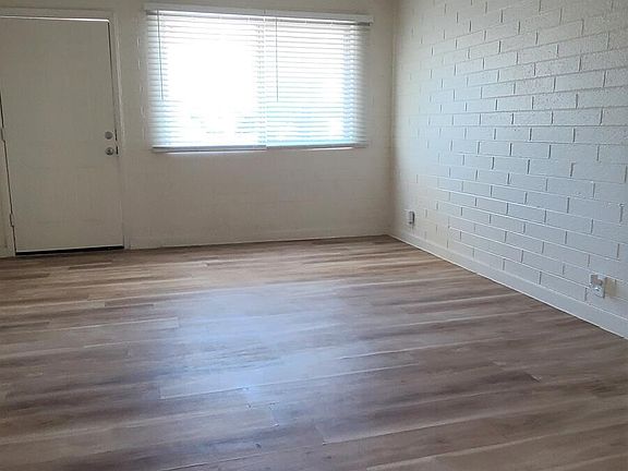 3rd image of 1742 E TAMARISK Avenue