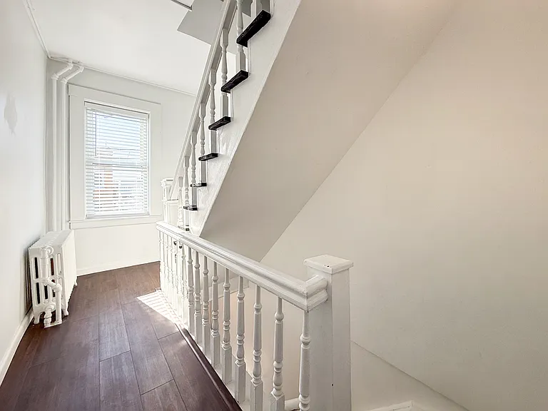 243 Lincoln Ave #3 — Photo 31