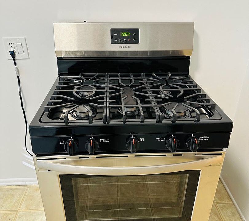 1st image of 1737 N Orange Dr Unit 12-1/2