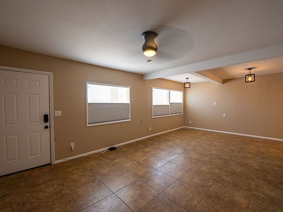 111-Silver-ForRent-NevadaDesertRealty-5_09032019