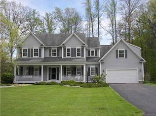 475 Sandystone Cir, Webster, NY 14580