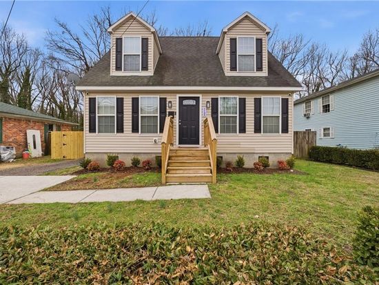1133 Oldwood St, Chesapeake, VA 23324