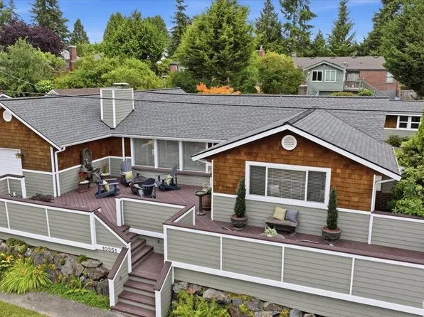 10351 11th Avenue NW, Seattle, WA 98177