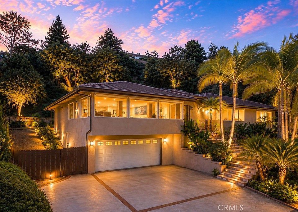 1st image of 2047 Carolwood Dr