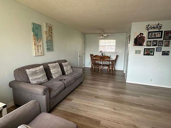 4th image of 1302 Goura Pl