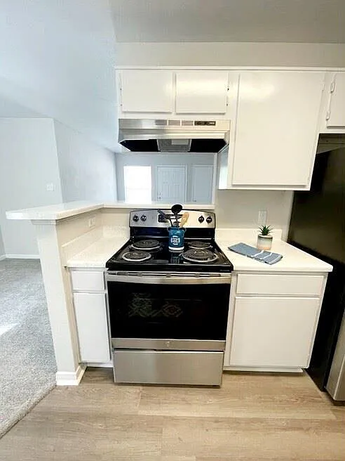 Grand Oaks Apartments