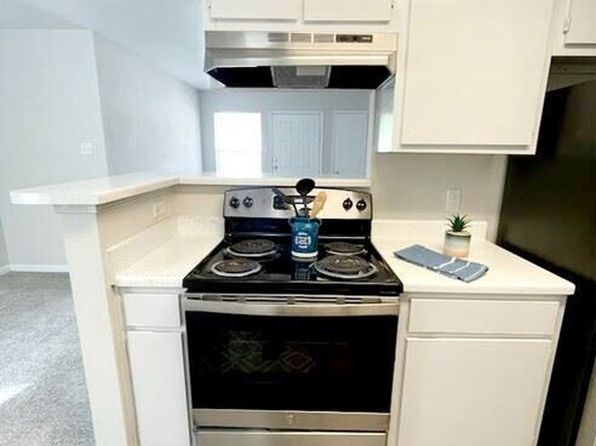 1301 Nevell St #1902