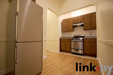 Rented by Link NY Realty