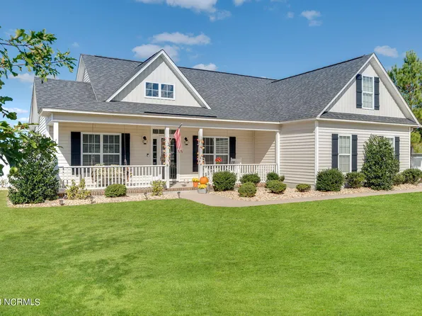 1718 Oak Pointe Drive, Greenville, NC 27834