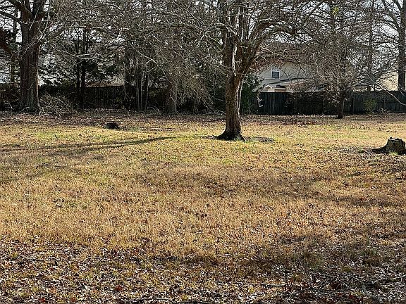 4th image of 16 Southwood Dr Lot 9