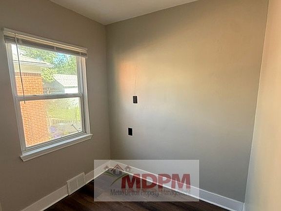 3rd image of 7620 Braile St