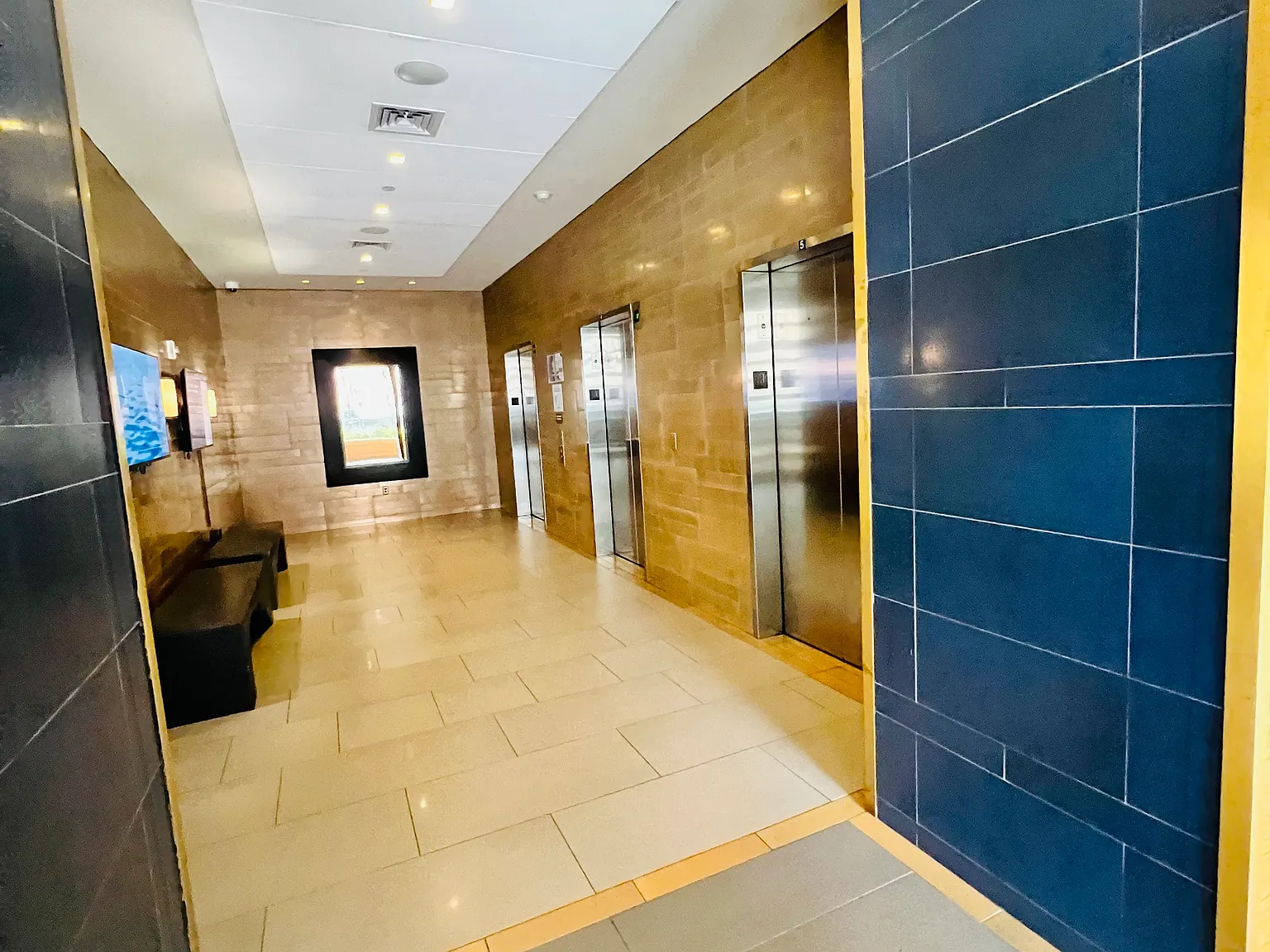 2 bed, $3,500 — Photo 3