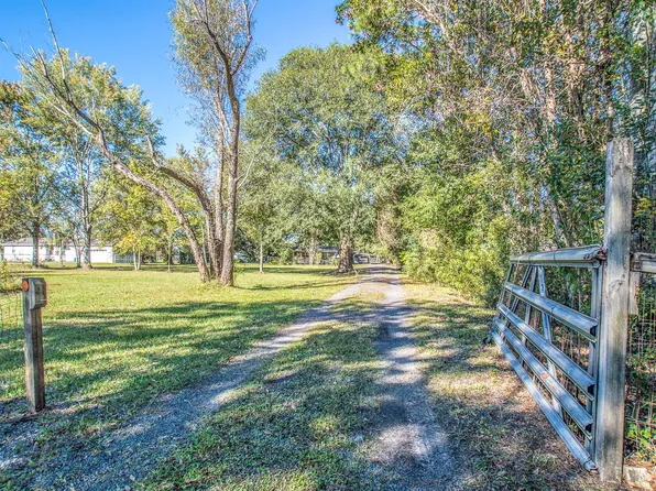 1648 Db Hicks Rd, Bryceville, FL 32009