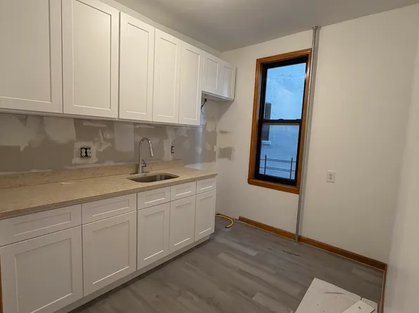 30-64 33rd Street image 1 of 10