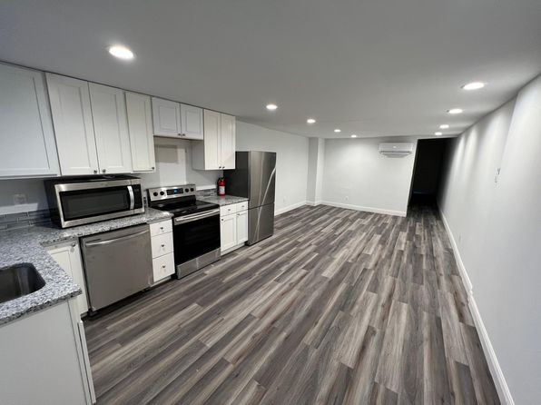 2212 E Monument St #2