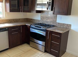 2835 Freckles Rd, Lakewood, CA 90712