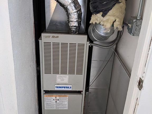 5th image of 1218 Mahren Ave