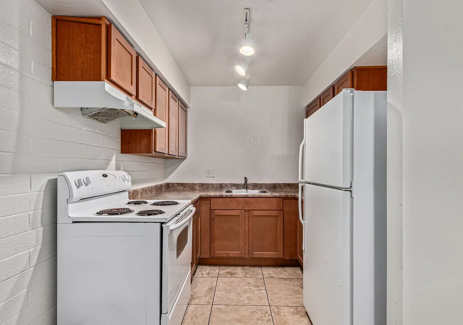 Garden-Style Living in Arcadia Lite | Move-In Specials Available — Photo 2