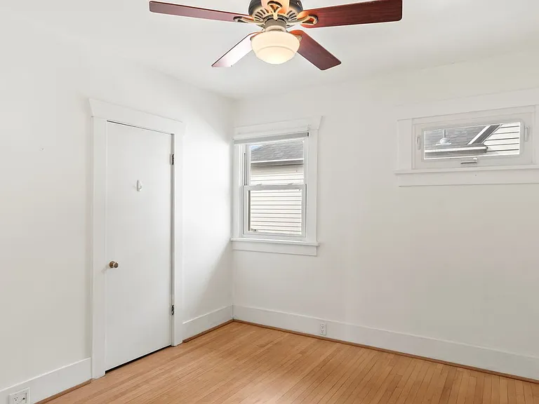 668 E Bryan Ave — Photo 9