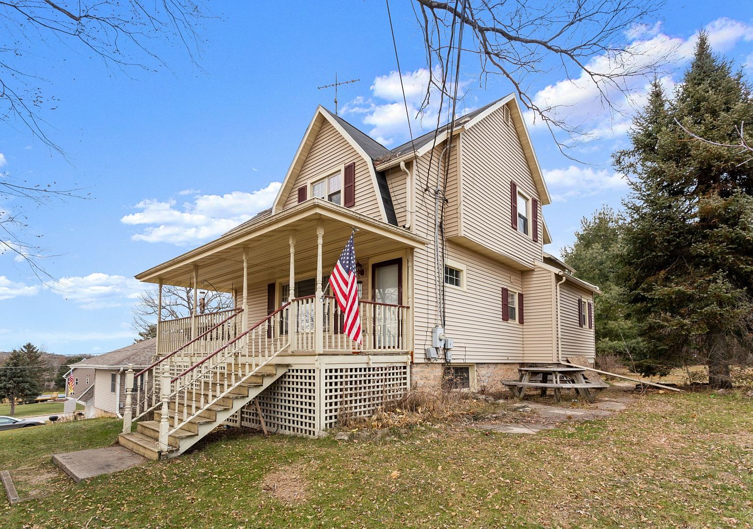 409 W Cedar St, Hortonville, WI 54944 Zillow