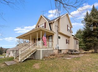 409 W Cedar St, Hortonville, WI 54944