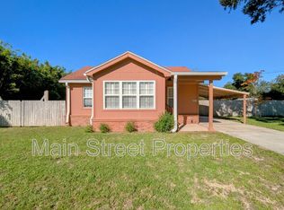 4301 Willow St, Pace, FL 32571