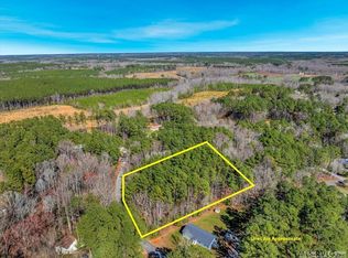 23 Hawthorne Dr, Bracey, VA 23919