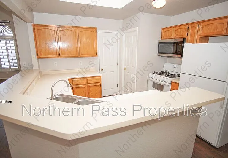3060 Tierra Humeda Dr — Photo 7