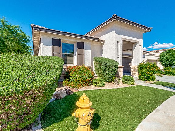 3rd image of 22432 E Via Del Verde