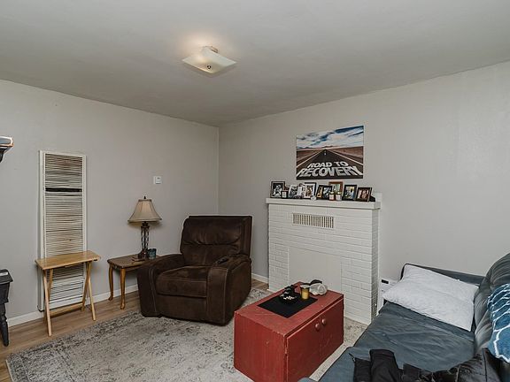 5th image of 2615 & 2617 E Stadium Dr