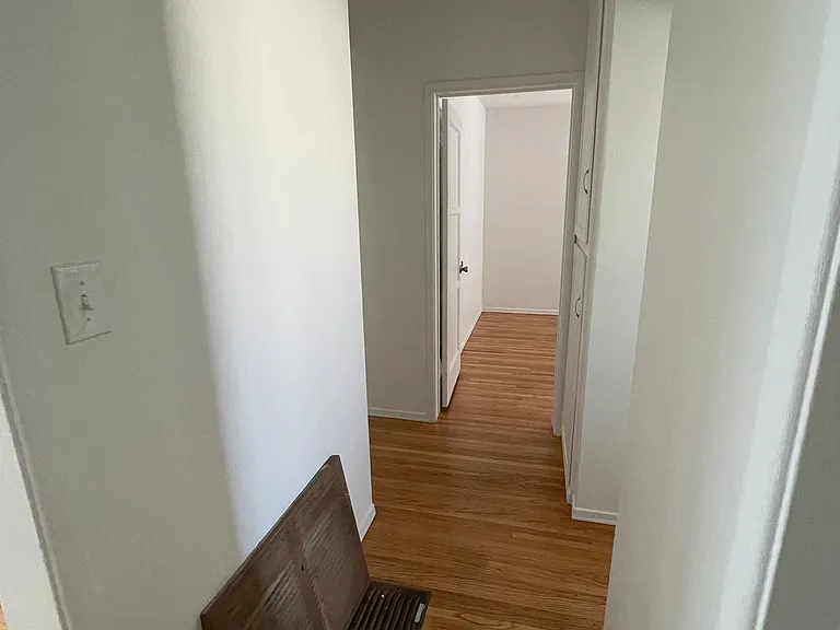6048 Hardwick St — Photo 15