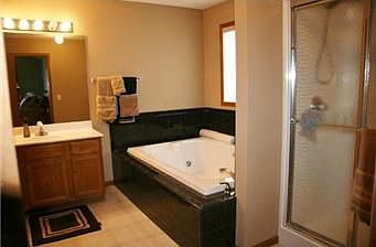 4th image of 229 Sibley Cir