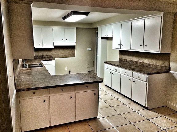 4th image of 21530 Pallister St