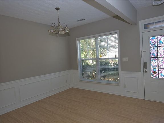 3rd image of 483 Marsh Lake Rd