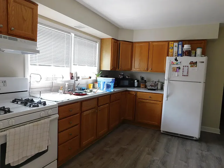 1911 Dewes St #1911 — Photo 12