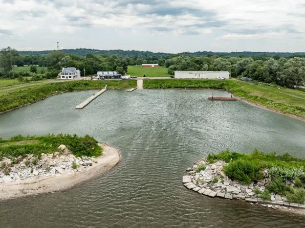 1109-1111 Sunset Dr, East Peoria, IL 61611