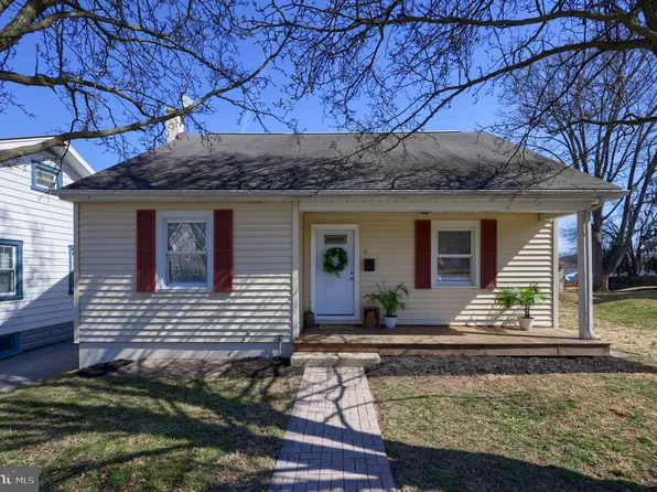 11 Girard Ave, Lancaster, PA 17603