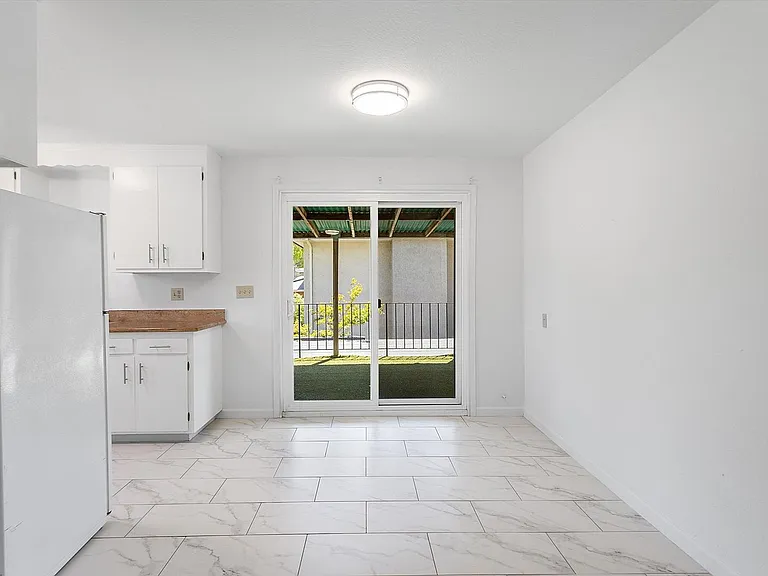 1504 Alameda Ave #D - 2 bedroom | 1 bathroom — Photo 7