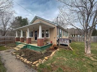 179 Flat Ridge Rd, Sugar Grove, VA 24375