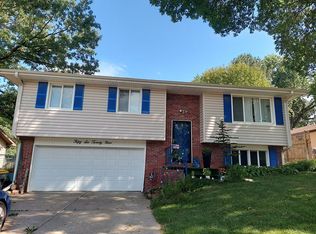 5629 Dogwood Dr, Lincoln, NE 68516