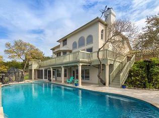 501 Stonegate Ln, Dripping Springs, TX 78620