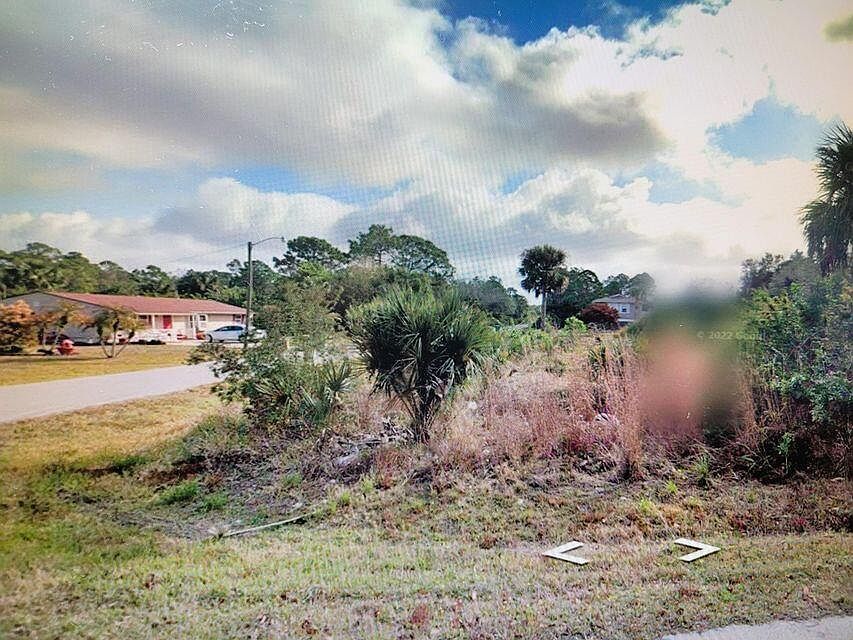 2nd image of 26167 FLOWER Road