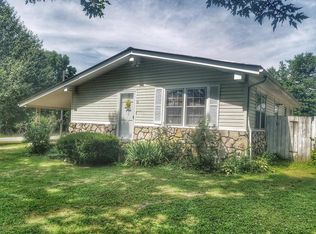 103 Gore Ave, Livingston, TN 38570