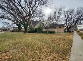 417 W 5th St, Clarendon, TX 79226