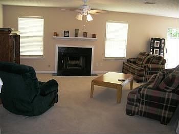 4th image of 510 Carrington Ct