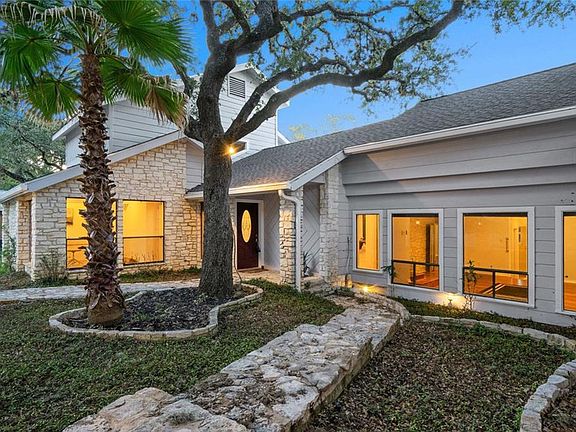 2nd image of 129 W Sierra Cir